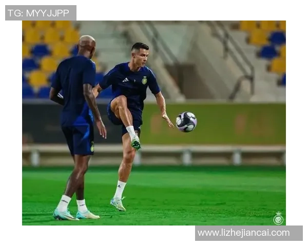 足球球星独门技巧揭秘：如何通过个人特色征服绿茵场